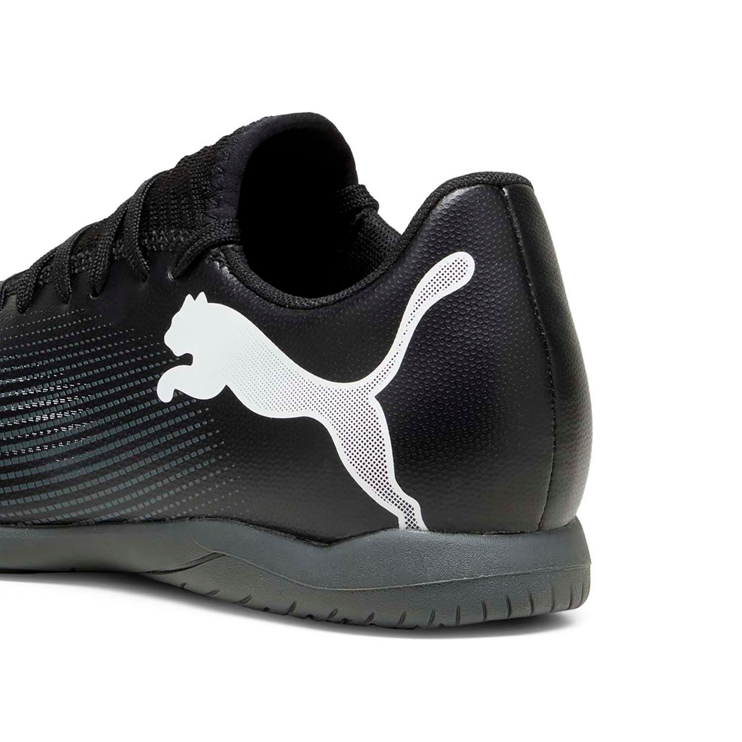 PUMA  Future 7 Play IT