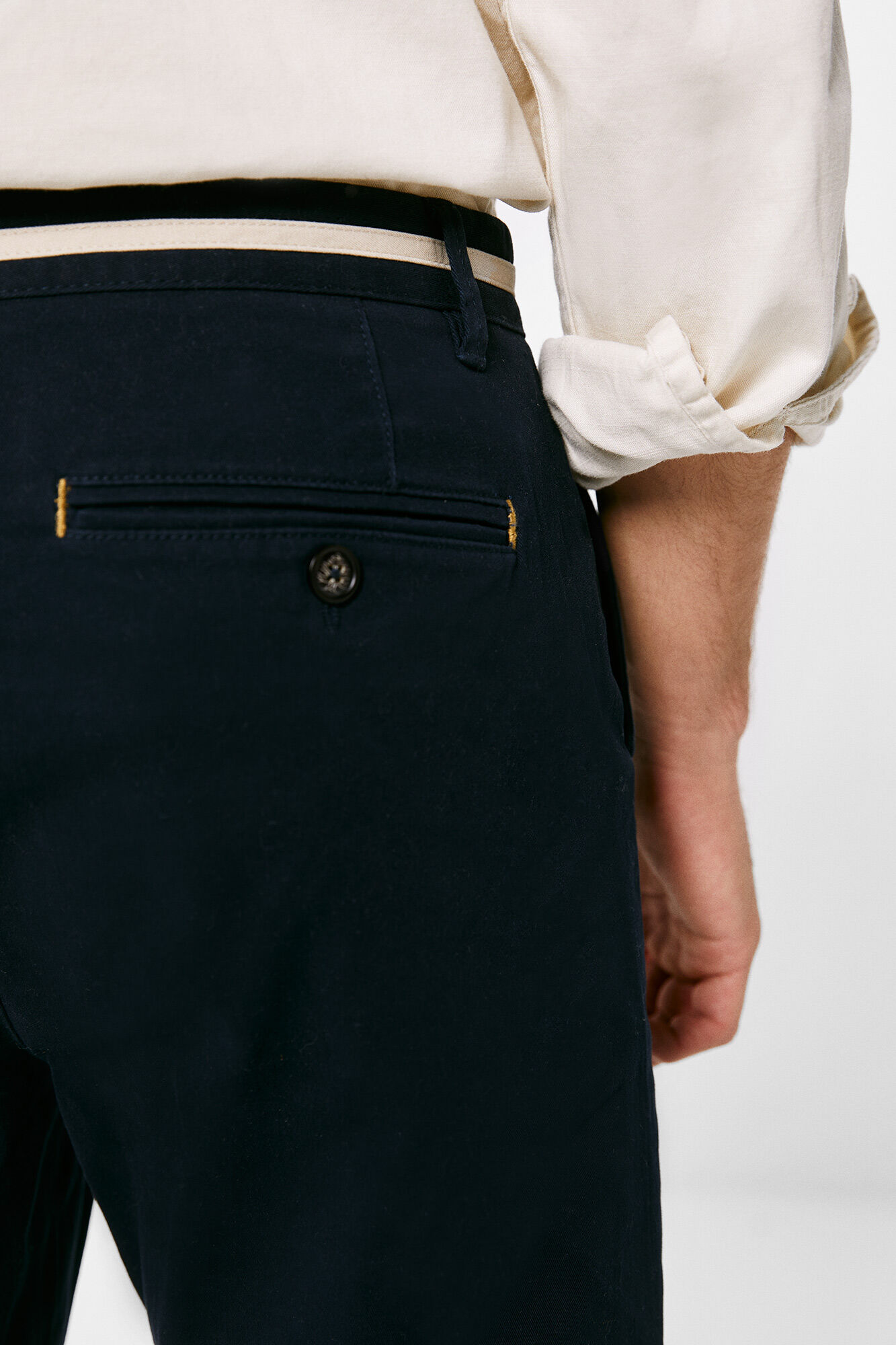 Calça chino regular - azul marinho