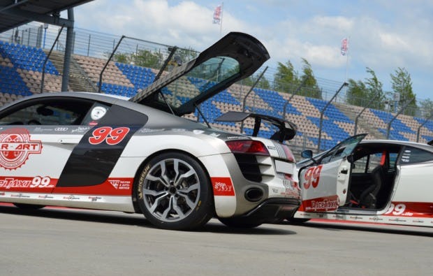 Audi R8 Renntaxi Schönwald