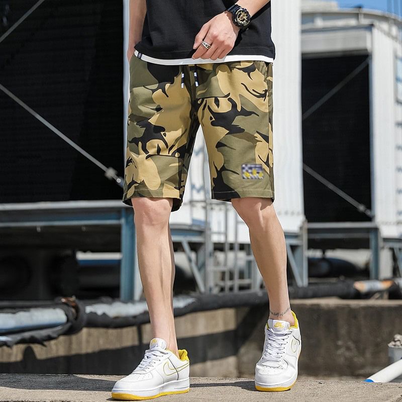Besto - Shorts met trekkoord en camouflageprint