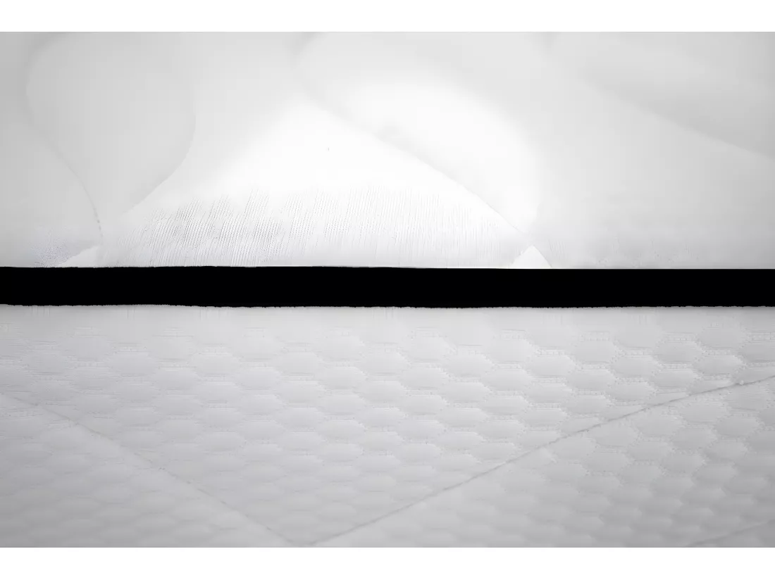 Matelas mousse Confort - 140x190cm - mousse 25kg/m³ - 18 cm