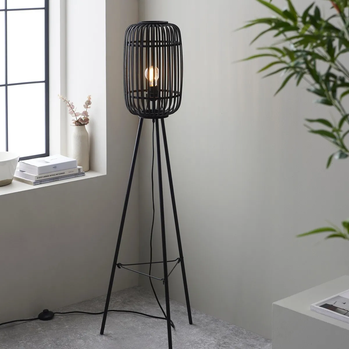 Endon Mathias Lampadaire - Bambou Foncé
