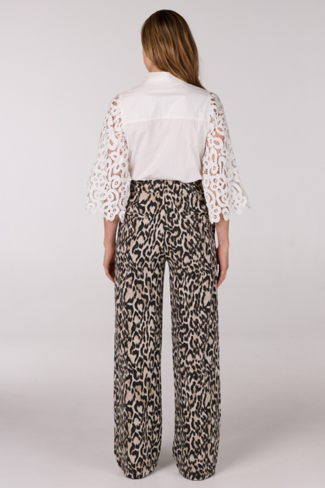 Juffrouw Jansen witte dames blouse