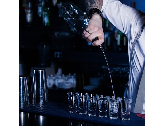FACKELMANN - Set ustensiles de cuisine Bec verseur doseur à alcool 2 cl avec bille bar concept ref...