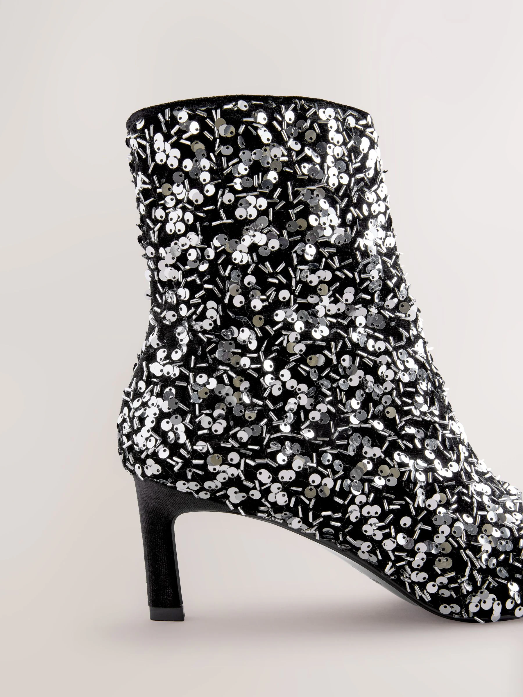Zwart - Forever Comfort® Sequin Embellished Heeled Ankle Boots