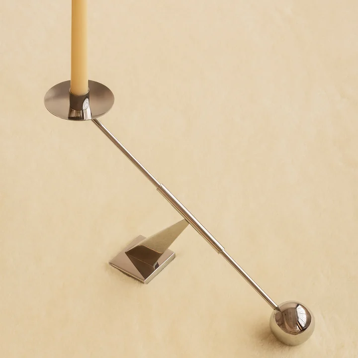 Audo - Interconnect Kerzenständer, H 25,5 x L 42,5 cm, Messing bronziert