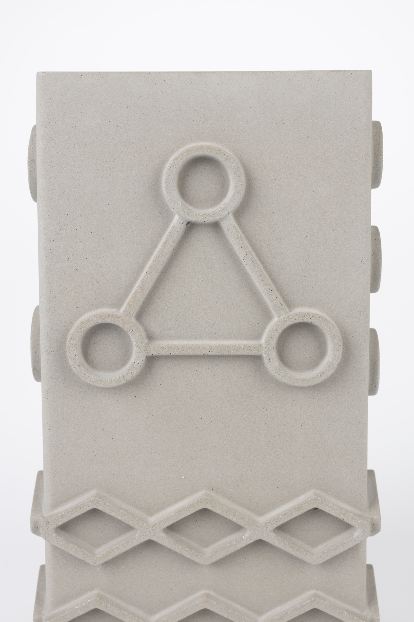VASE GRAPHIC SQUARE GREY