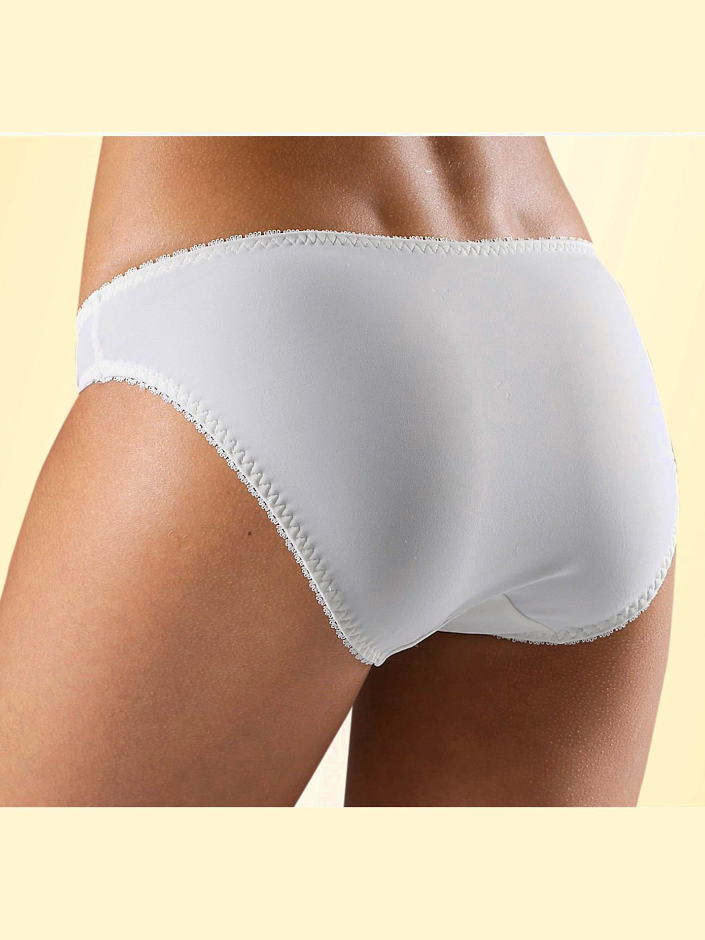 Slip confortable, petit empiècement en dentelle à la ceinture