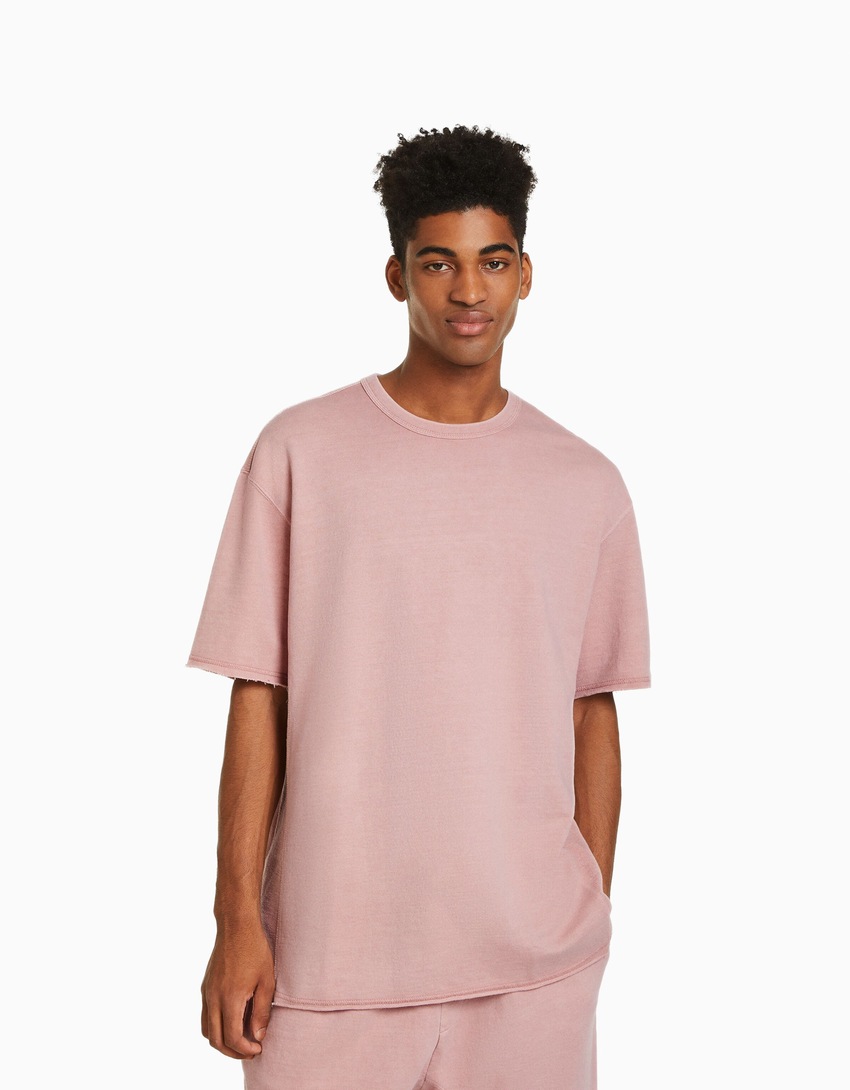Camiseta desbotada de manga curta