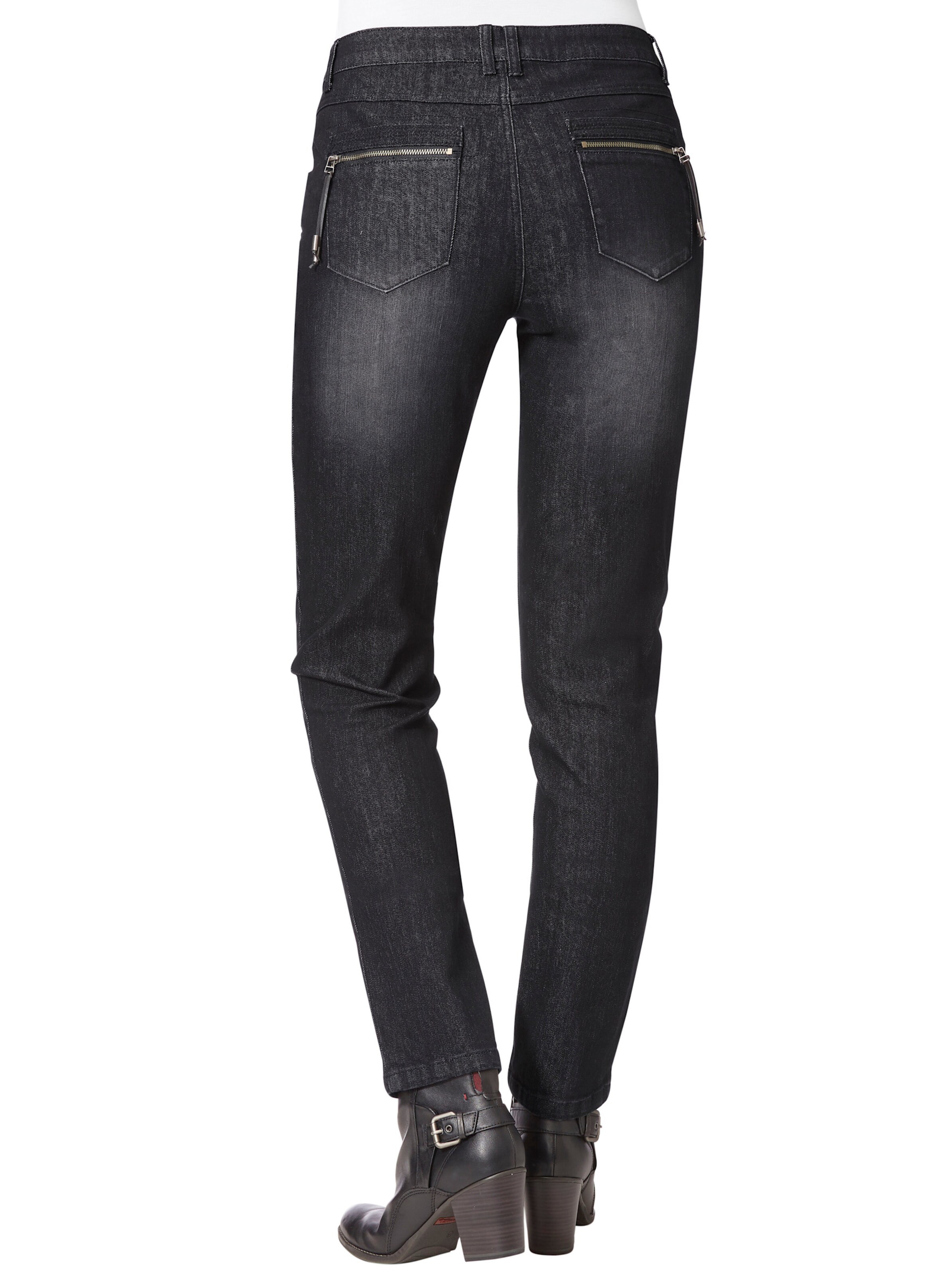 Röhrenjeans in black-denim