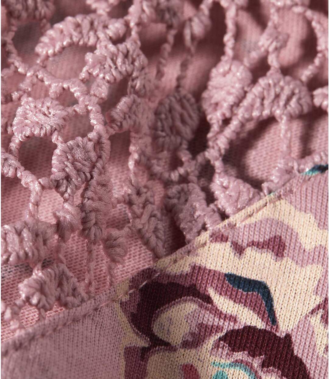 Tee-Shirt à Fleurs et Col Macramé