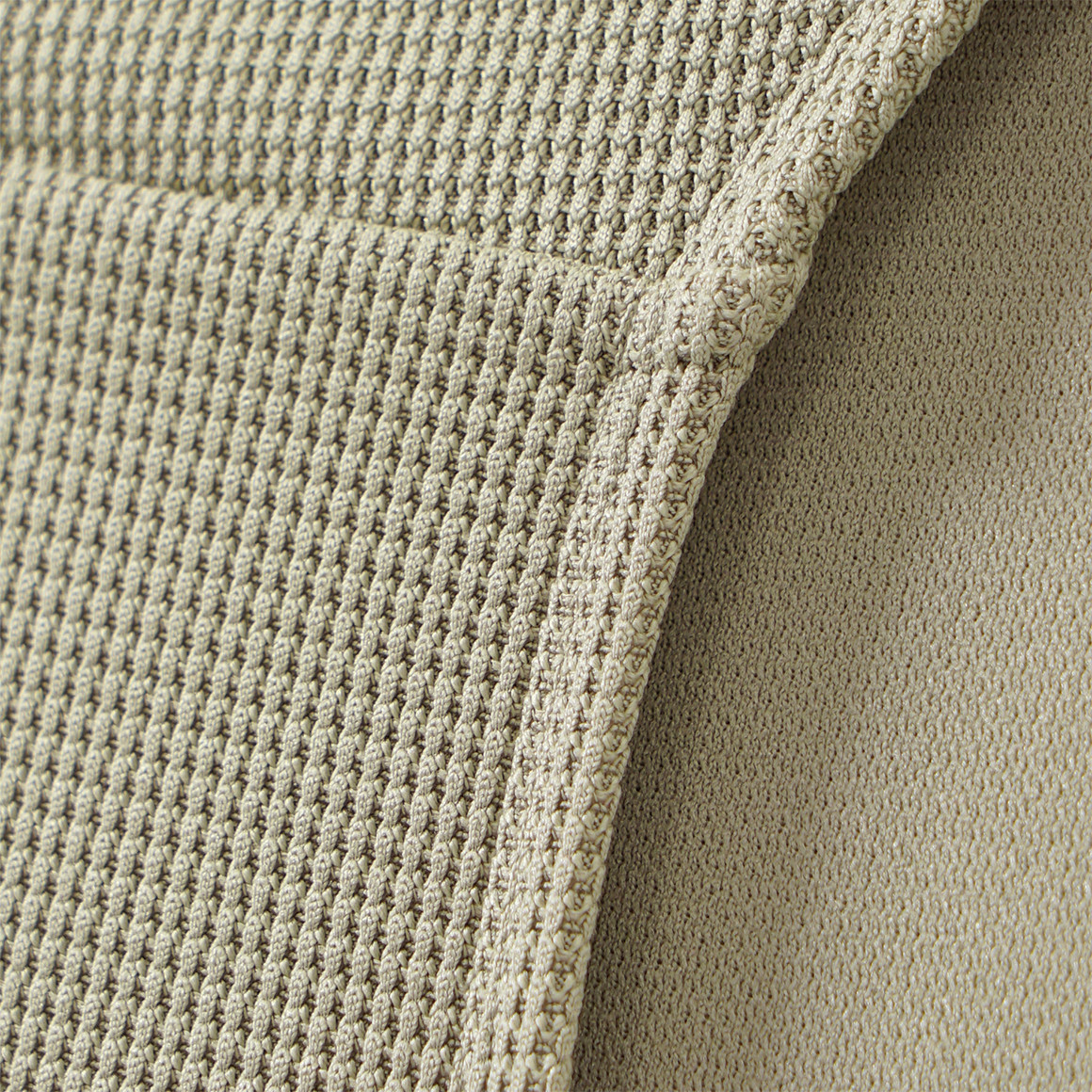 Jonas Nielsen Damen Bade-Slip mit strukturiertem Material oliv