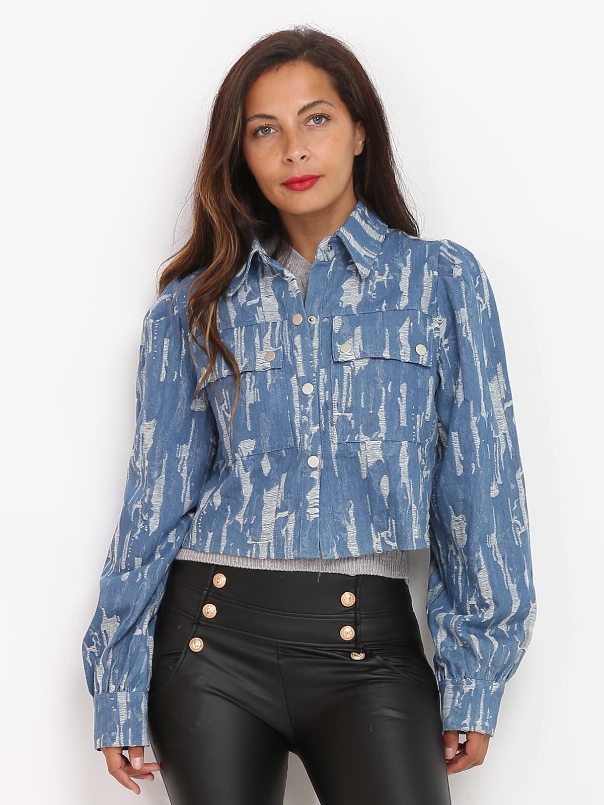 Veste en jean courte effet destroy- Bleu