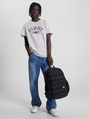 Camiseta de modelagem relaxada com logo de arquivo