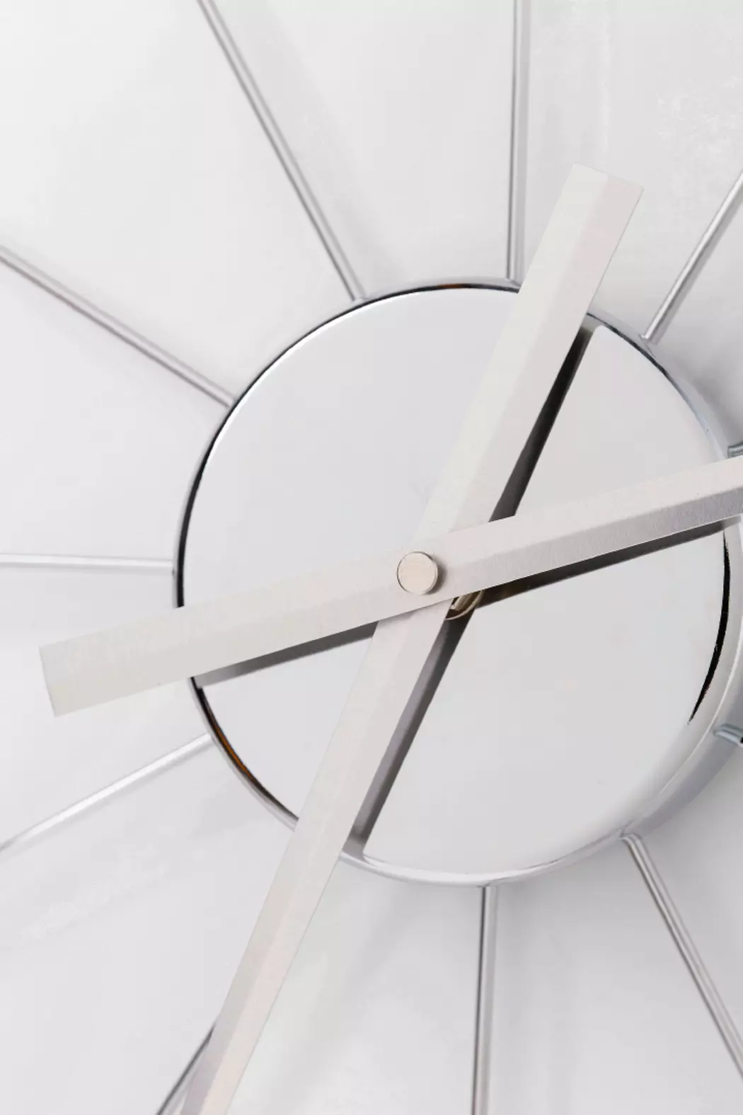 Wanduhr Like Umbrella Balls Ø 60 cm