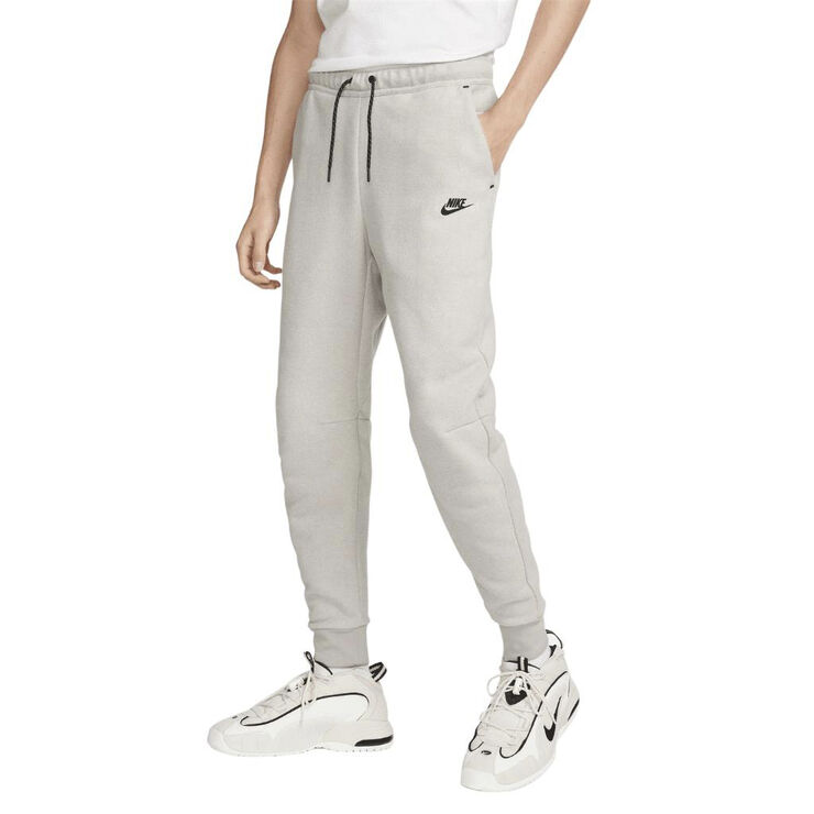 Nike sportswear tech fleece winterized joggers Cobblestone/black