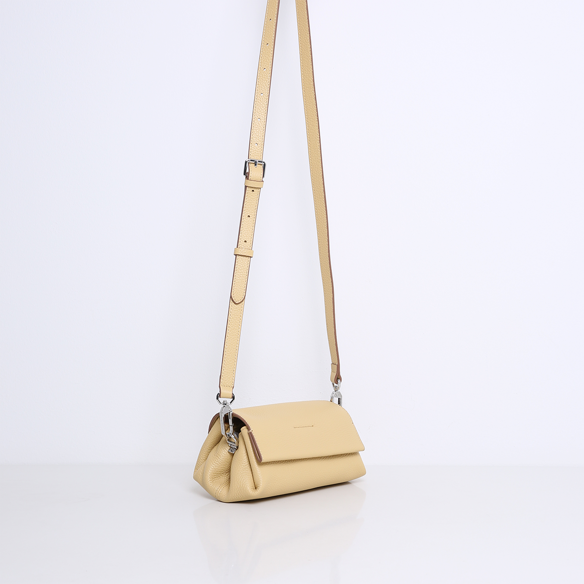 VIVIEN | BUTTER