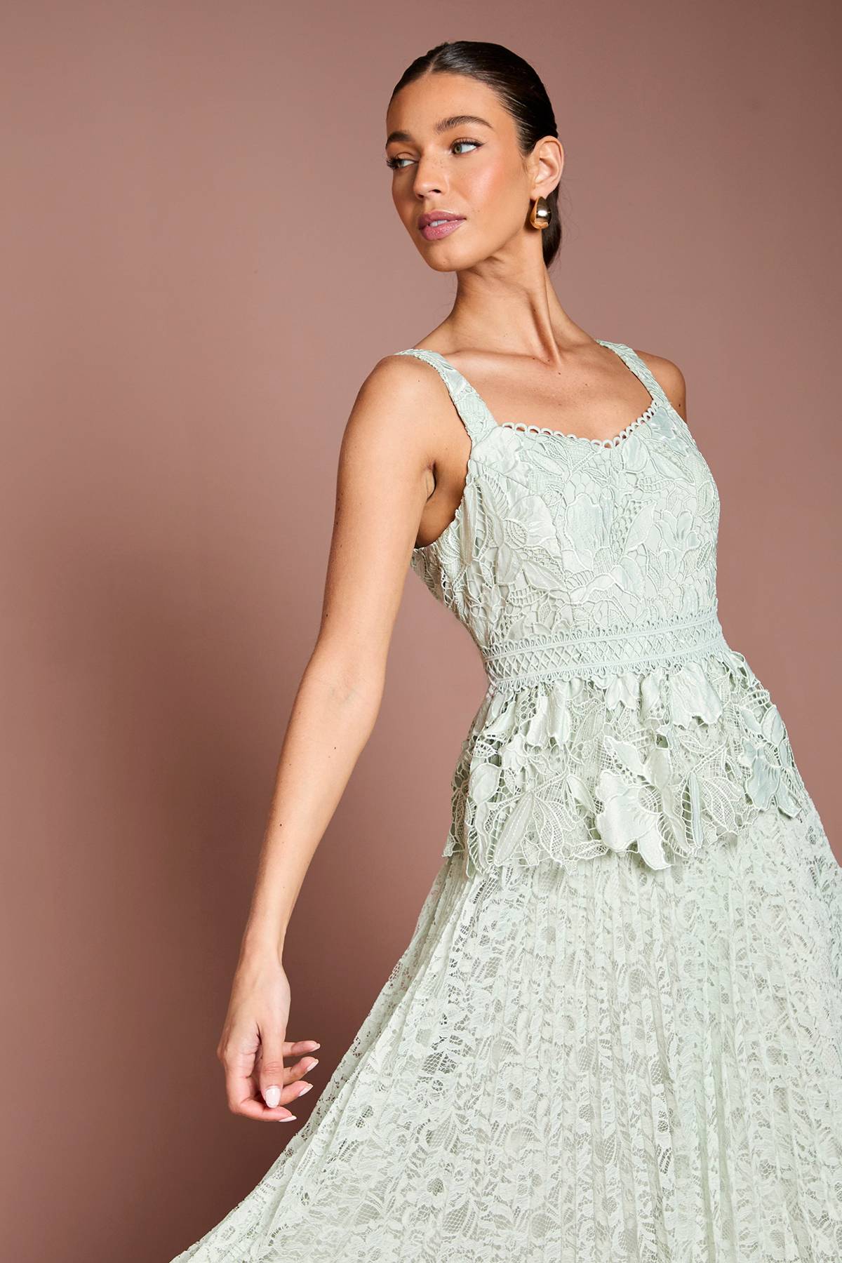 Coast Robe Midi Plissée Avec Détail Péplum En Dentelle