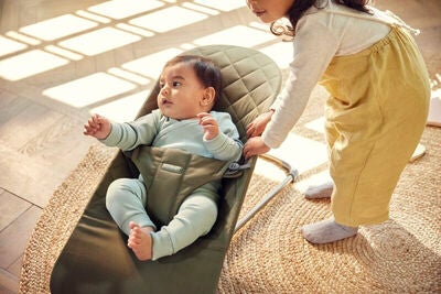 BabyBjörn Bliss Vippestol Vevet Klassisk Quilt, Mørkegrønn