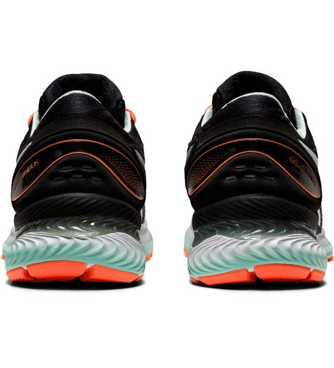 Asics GEL-NIMBUS 22 Hardloopschoenen W