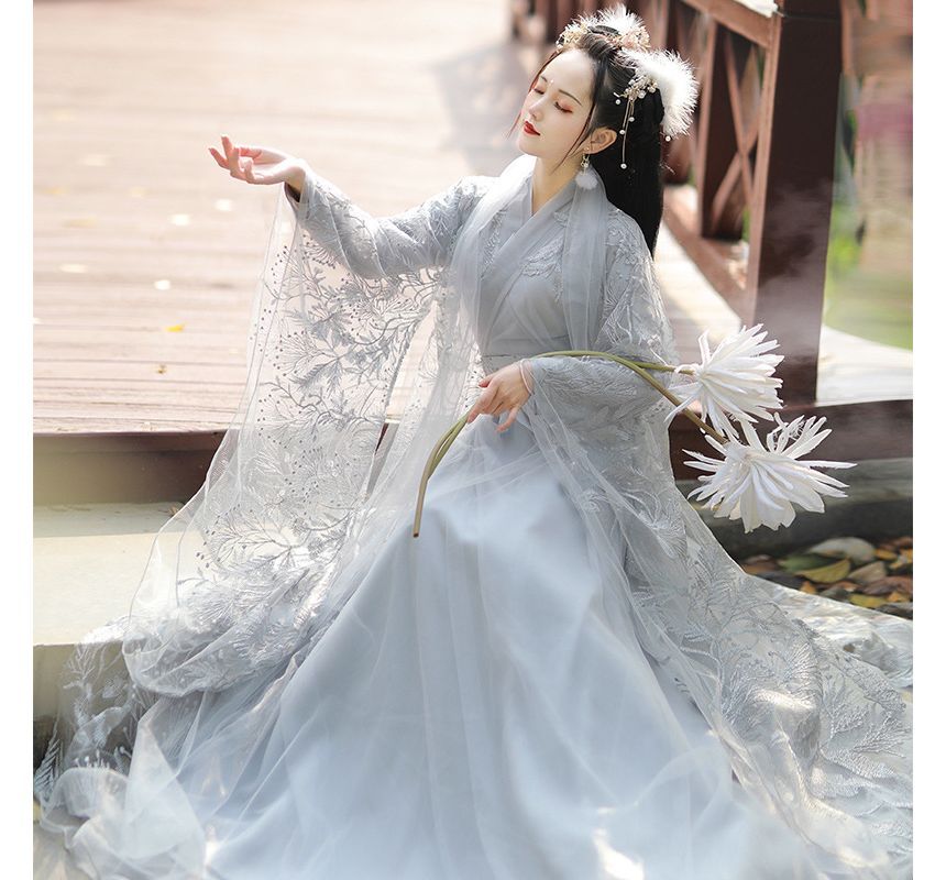 Francoix - Hanfu-kostuumset met klokmouwen en borduurwerk
