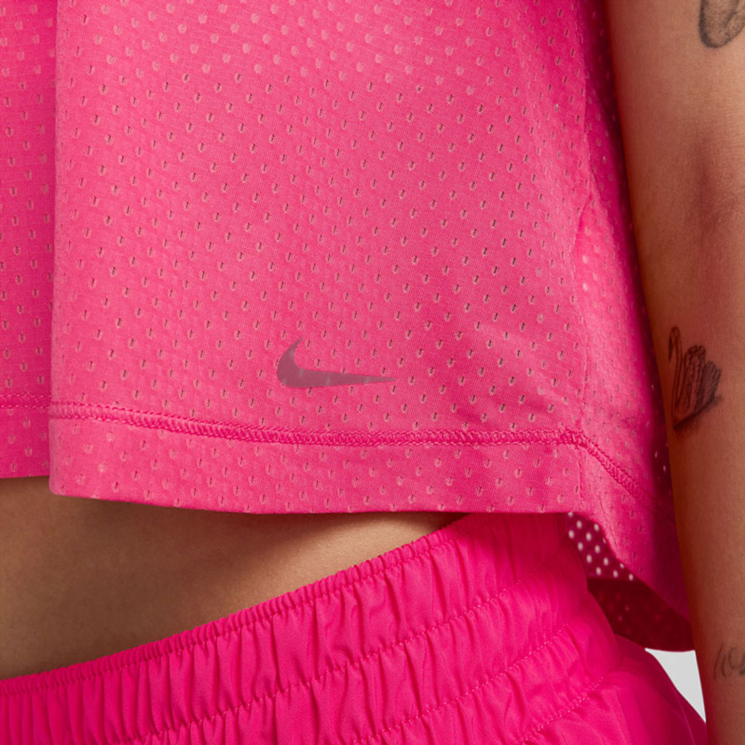 Nike One Crop Tee