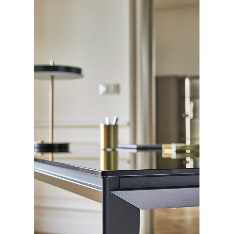 Bureau droit Direction Onyx plateau verre