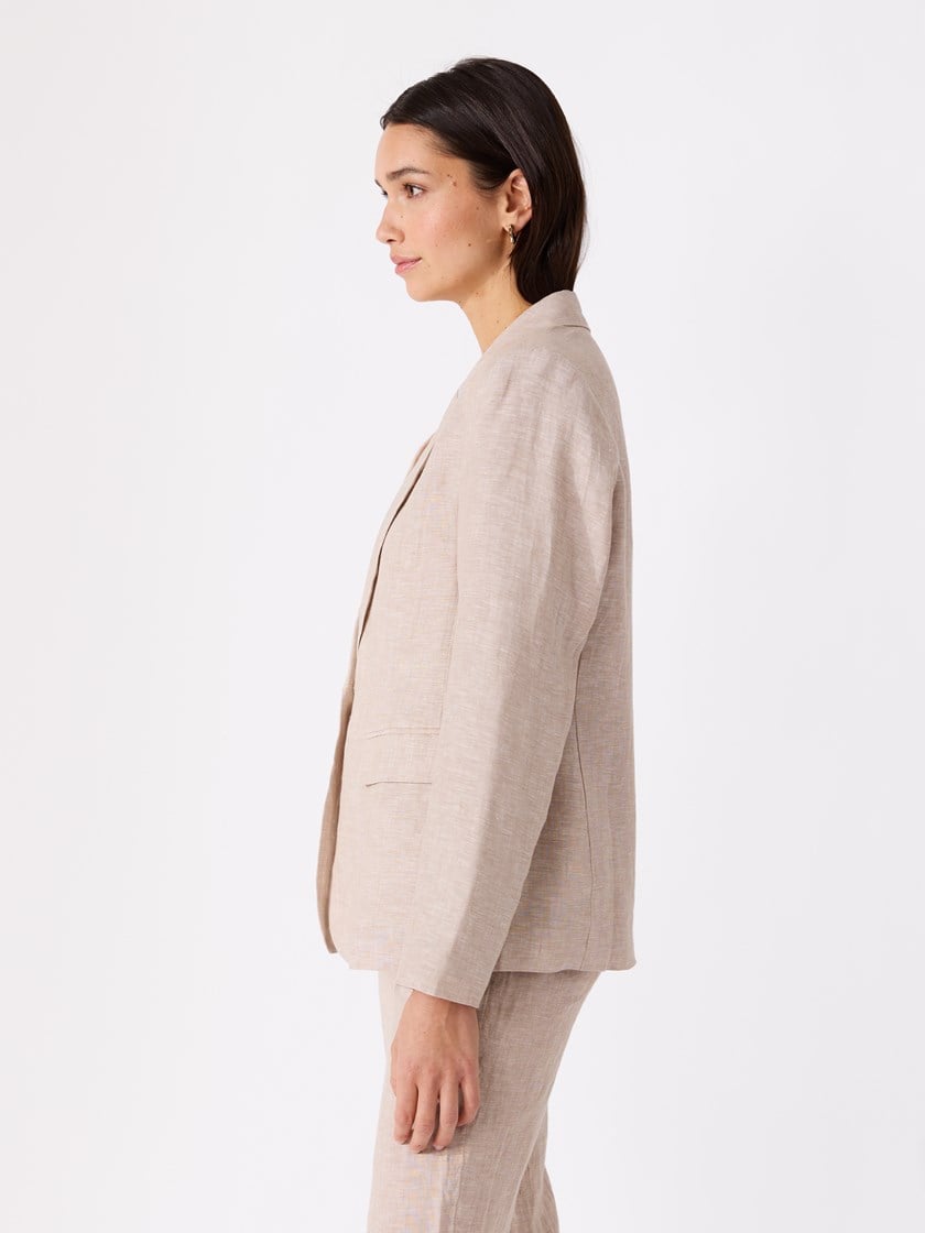 Meghan linblazer Cobblestone