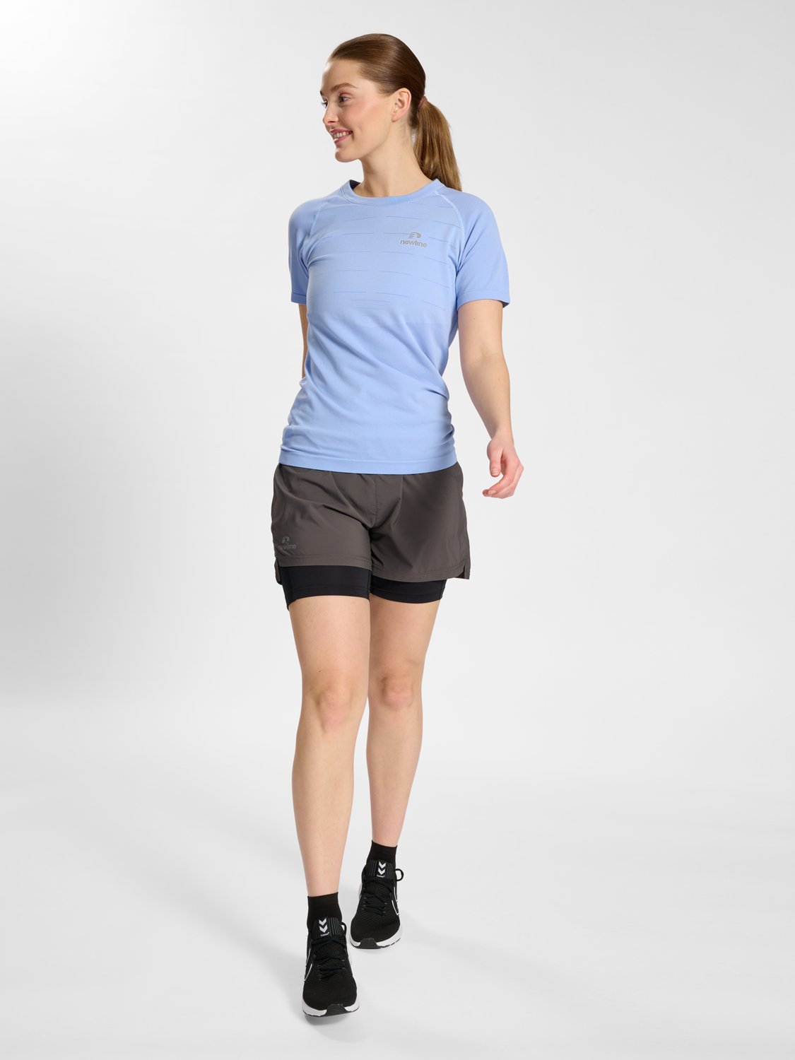 nwlRIVERSIDE SEAMLESS T-SHIRT S/S W
