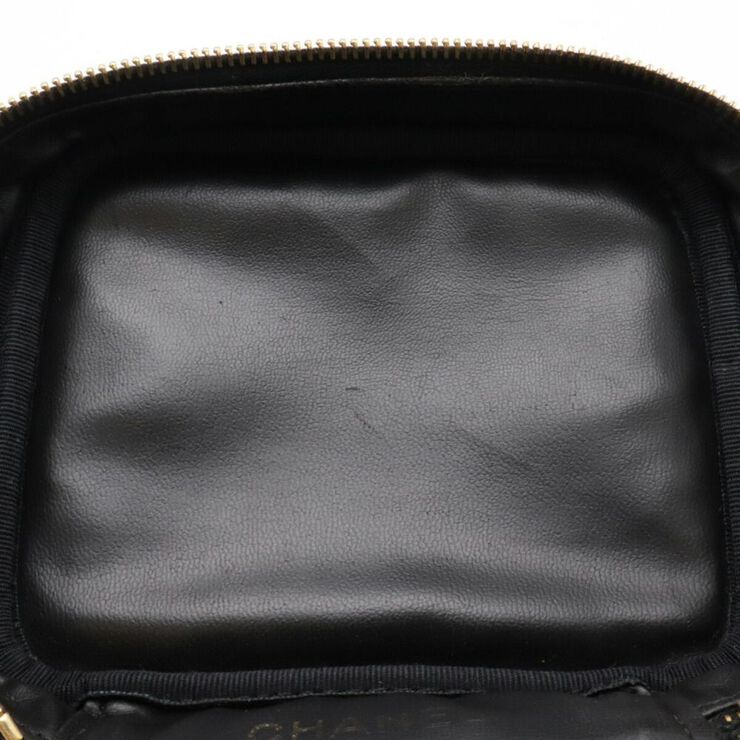 Chanel Vintage Chanel Vanity Black