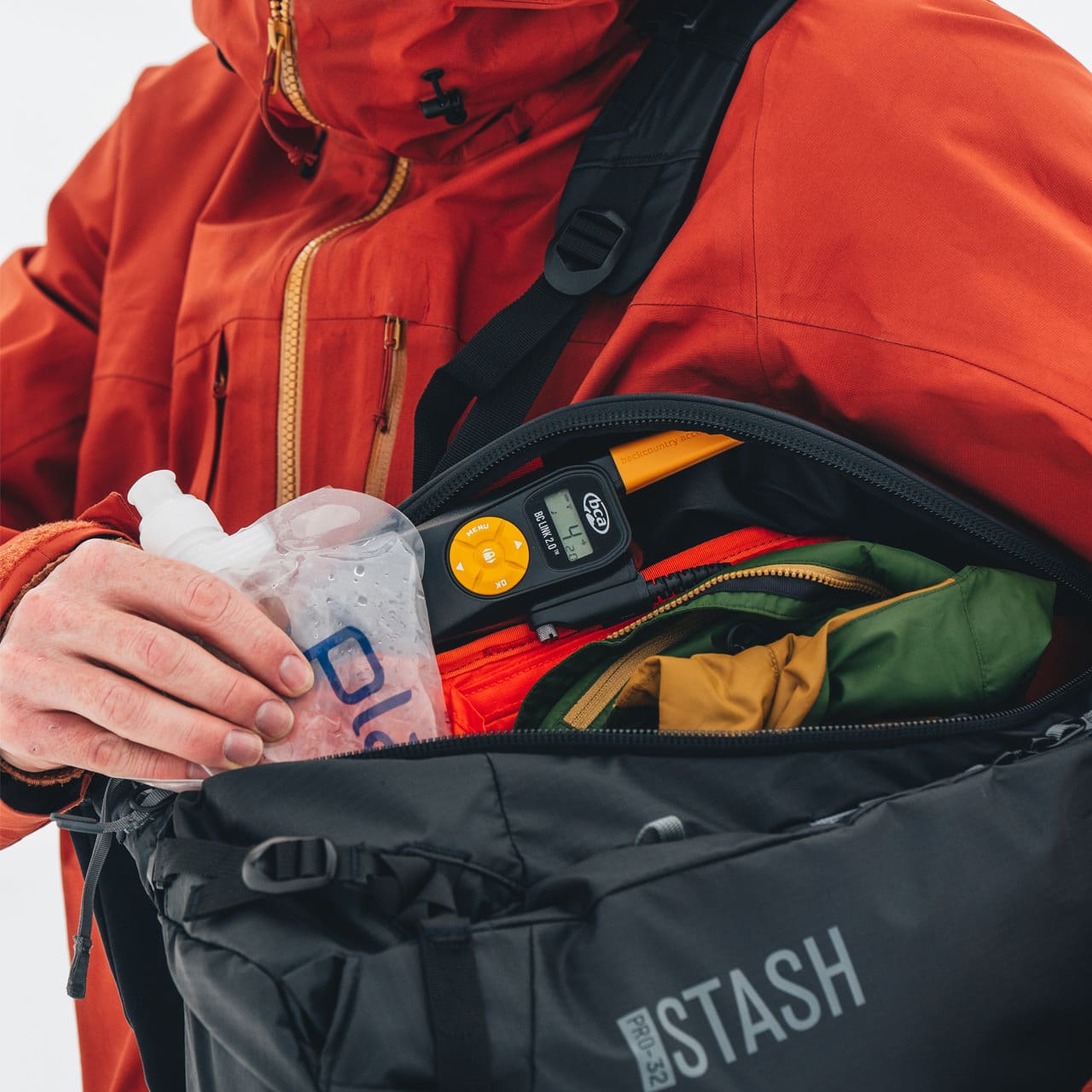 BCA Stash Pro 32L black | Rucksäcke | Freeskirucksäcke   Taschen | Freeski | XSPO