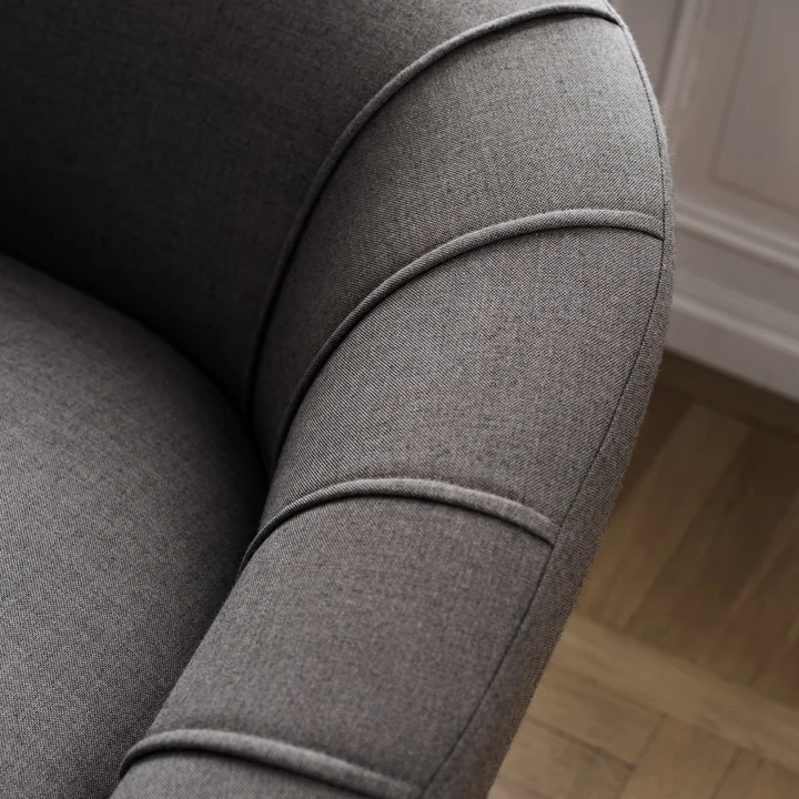Northern - Plis 2-Sitzer Sofa, schwarz / dunkelgrau (Kvadrat Brusvik 08)