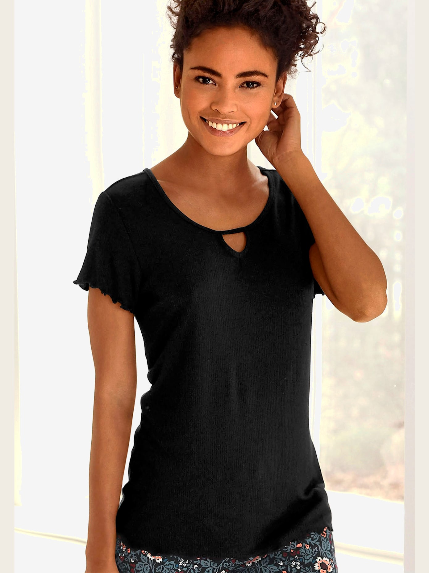 T-shirt à manches courtes avec encolure ronde