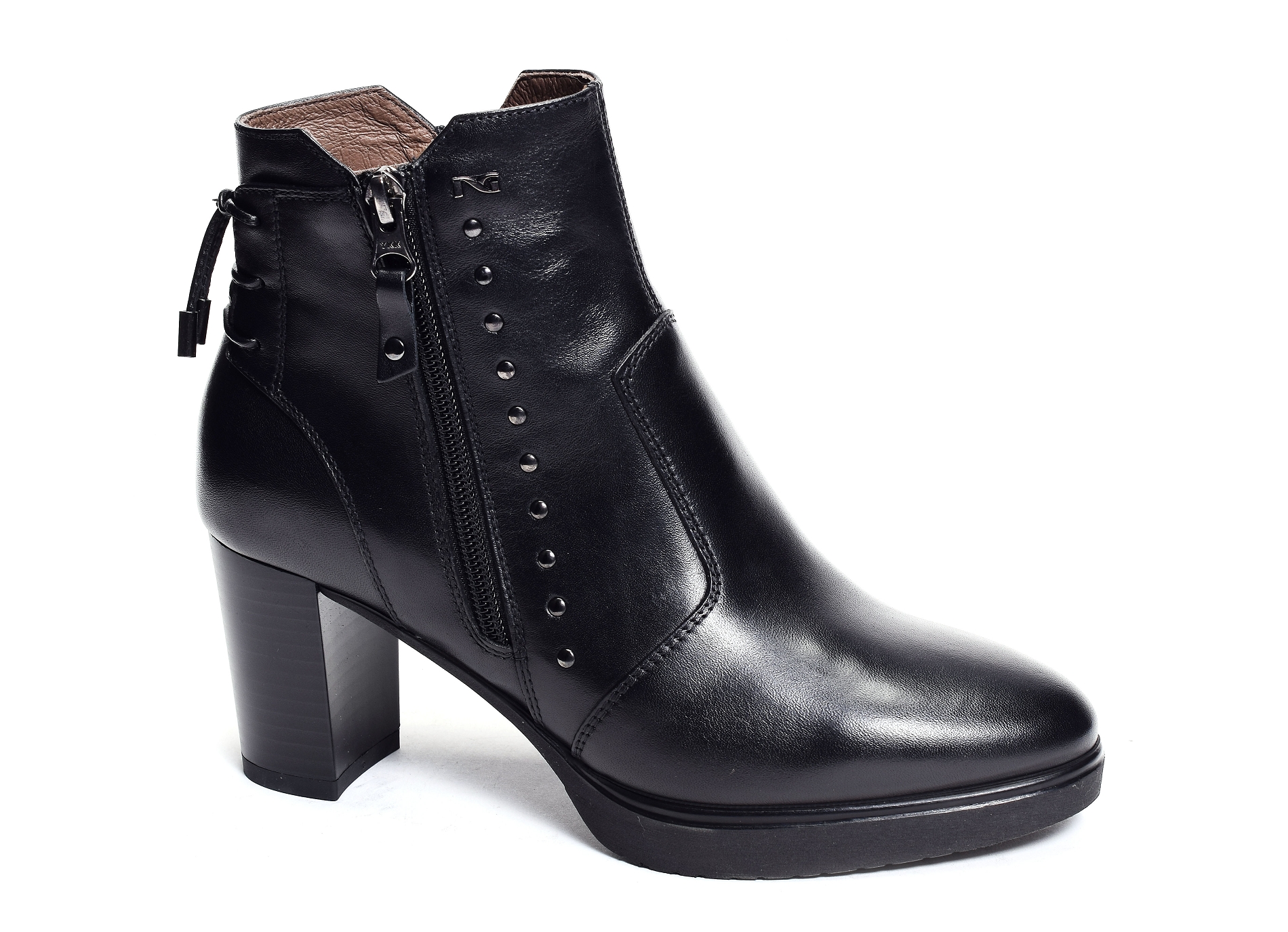16700 noir