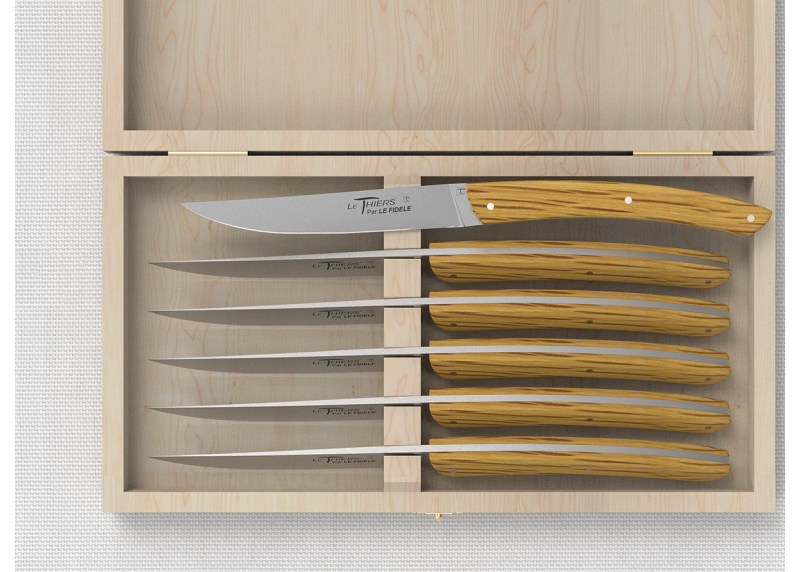 Service de 6 couteaux de table LE THIERS® avec un manche en bois de chêne et lame en acier inoxydable