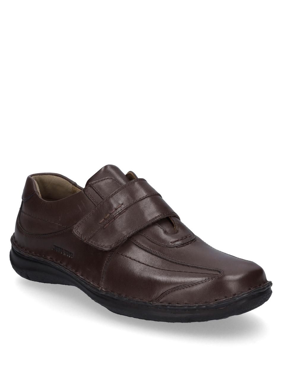 Slipper Alec, tabak