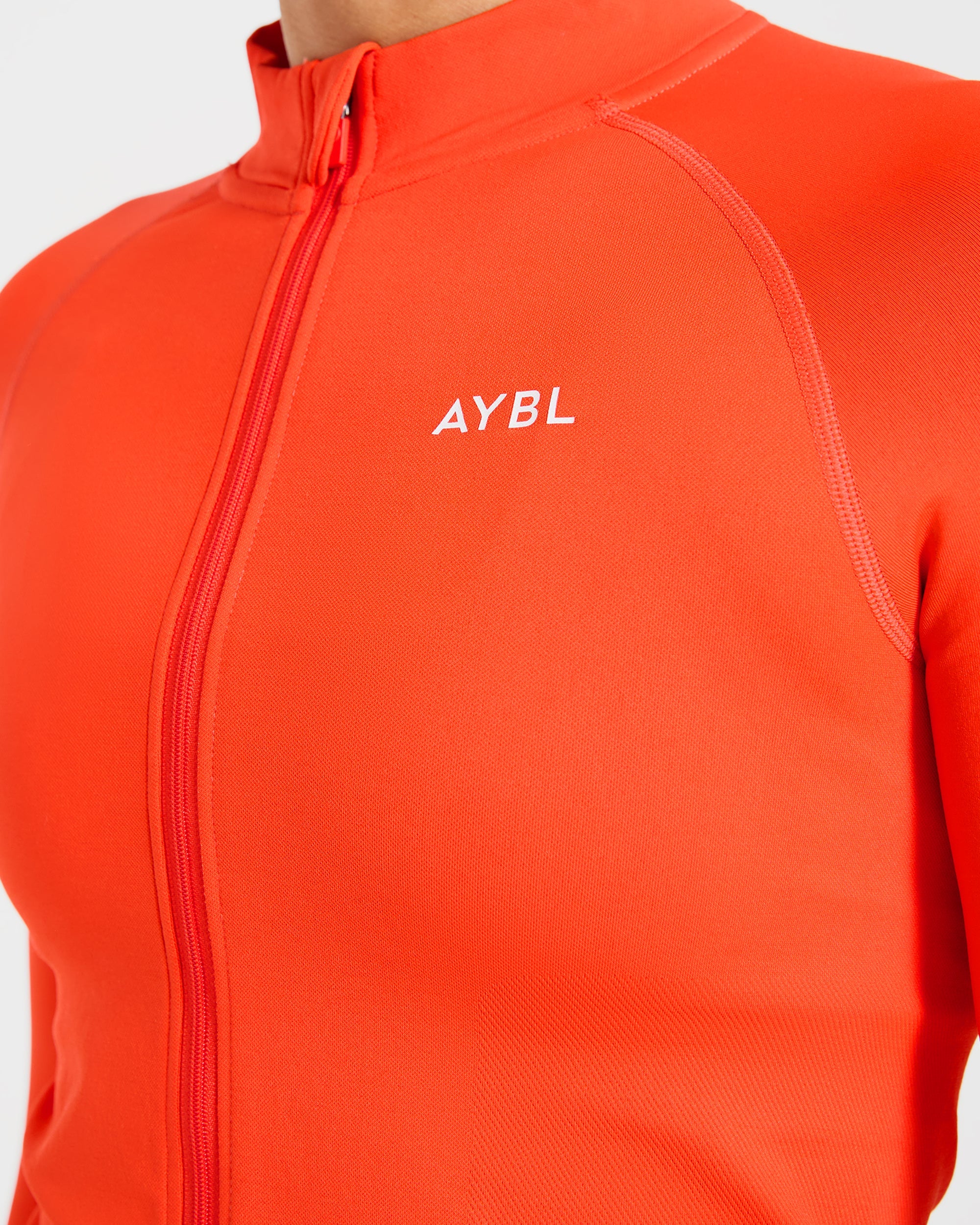 Enhance Seamless Jacket