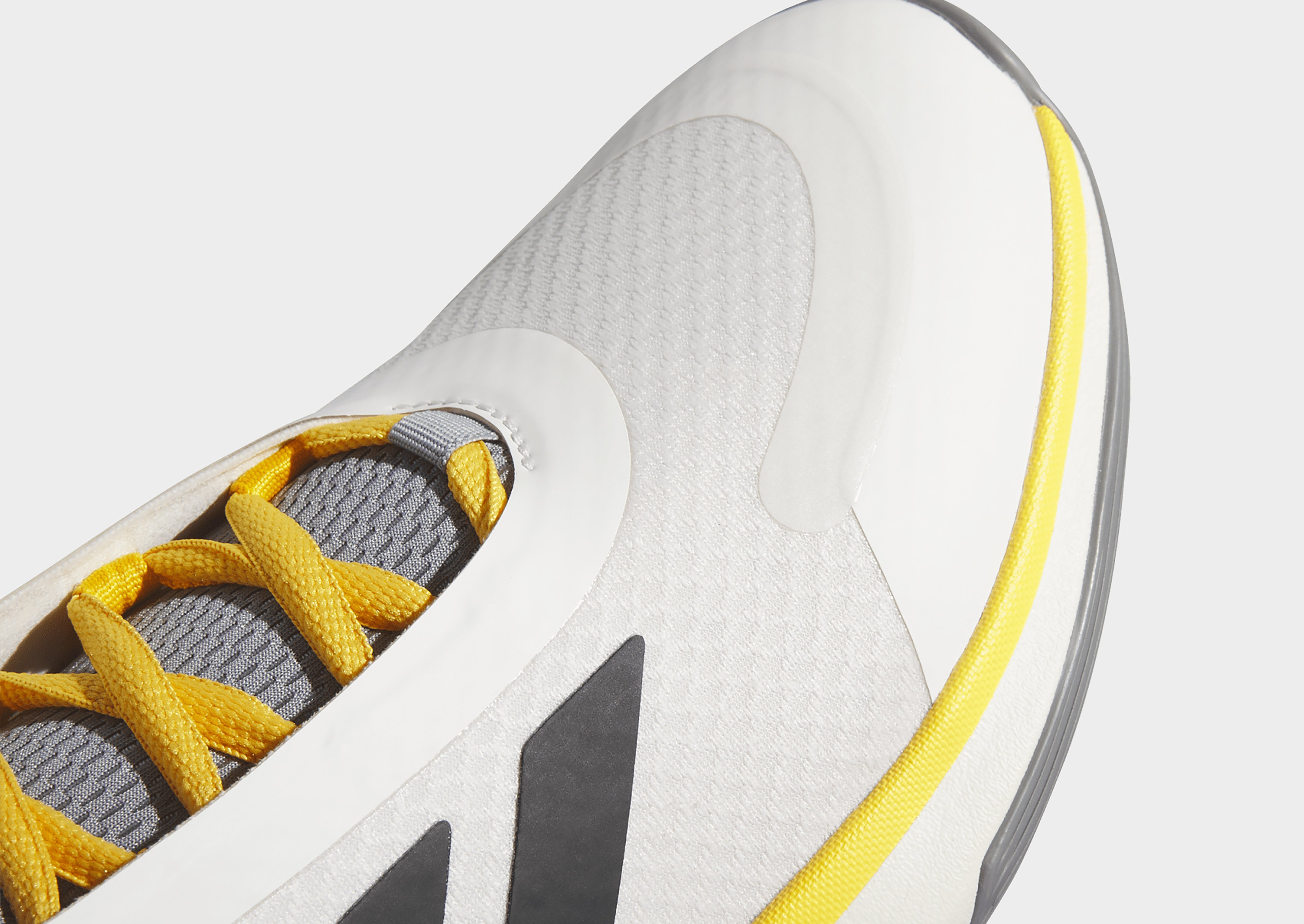 adidas Chaussure Bounce Legends