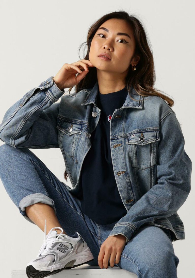 TOMMY JEANS donkerblauwe tommy jeans spijkerjas mom cls jacket ah7131