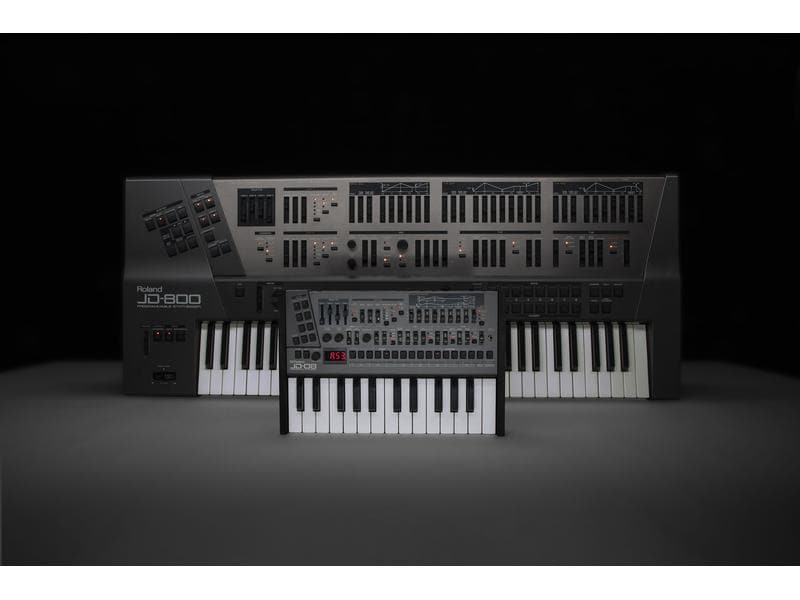 Roland Synthesizer JD-08 Moderne Wellenformen des JD-800 mit fortschrittlicher Modelling-Technologie
