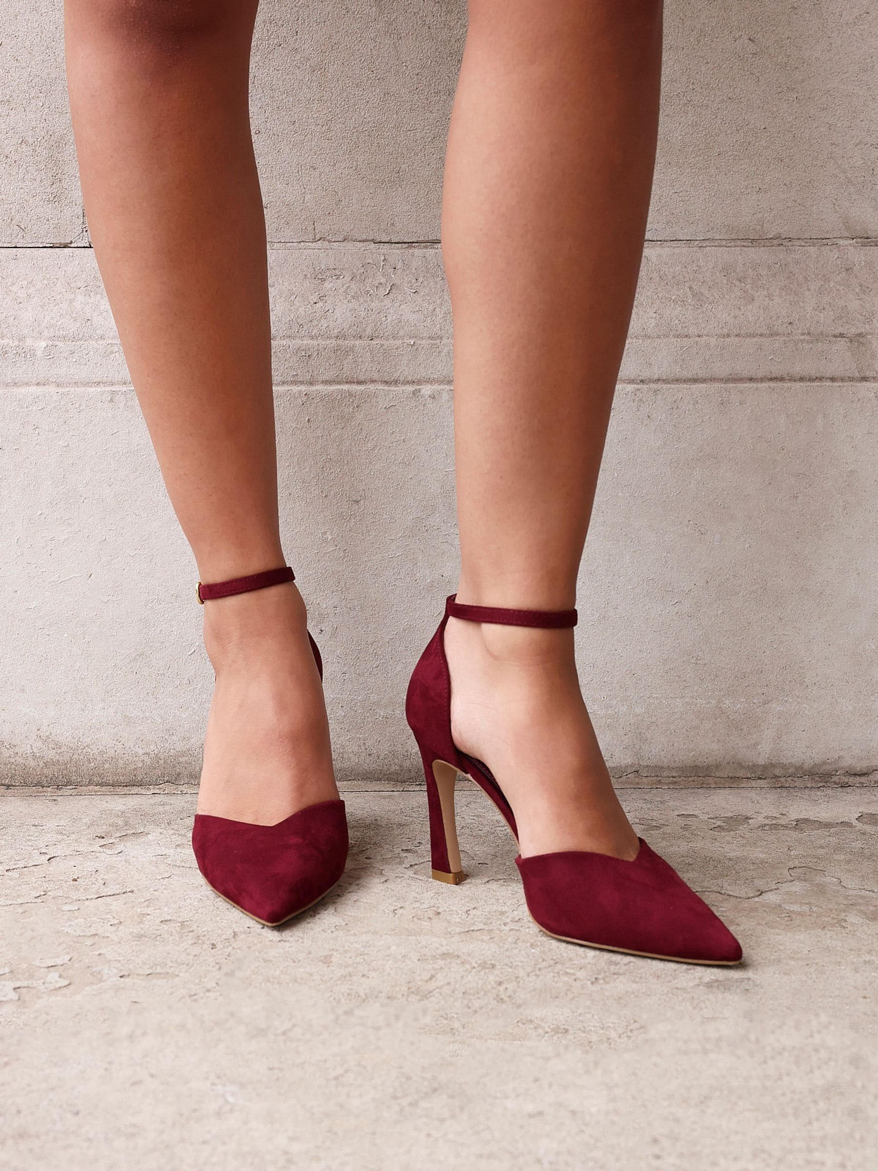 Helder rood - Linzi Moira Classic Stiletto Court Heels
