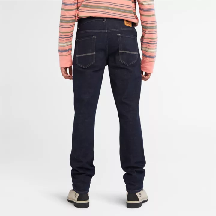 Calça jeans Stretch Core masculina na cor índigo.