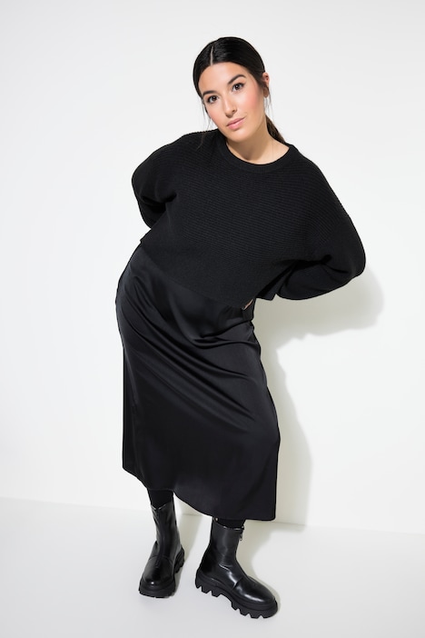 Maxikleid, Boxy Shape, Layering-Look, Strick und Satin