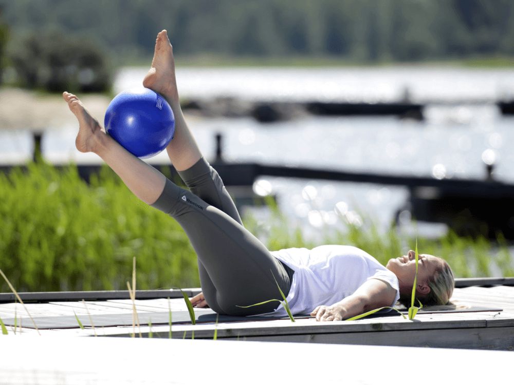 SISSEL® Pilates Soft Ball blau, Ø 22 cm