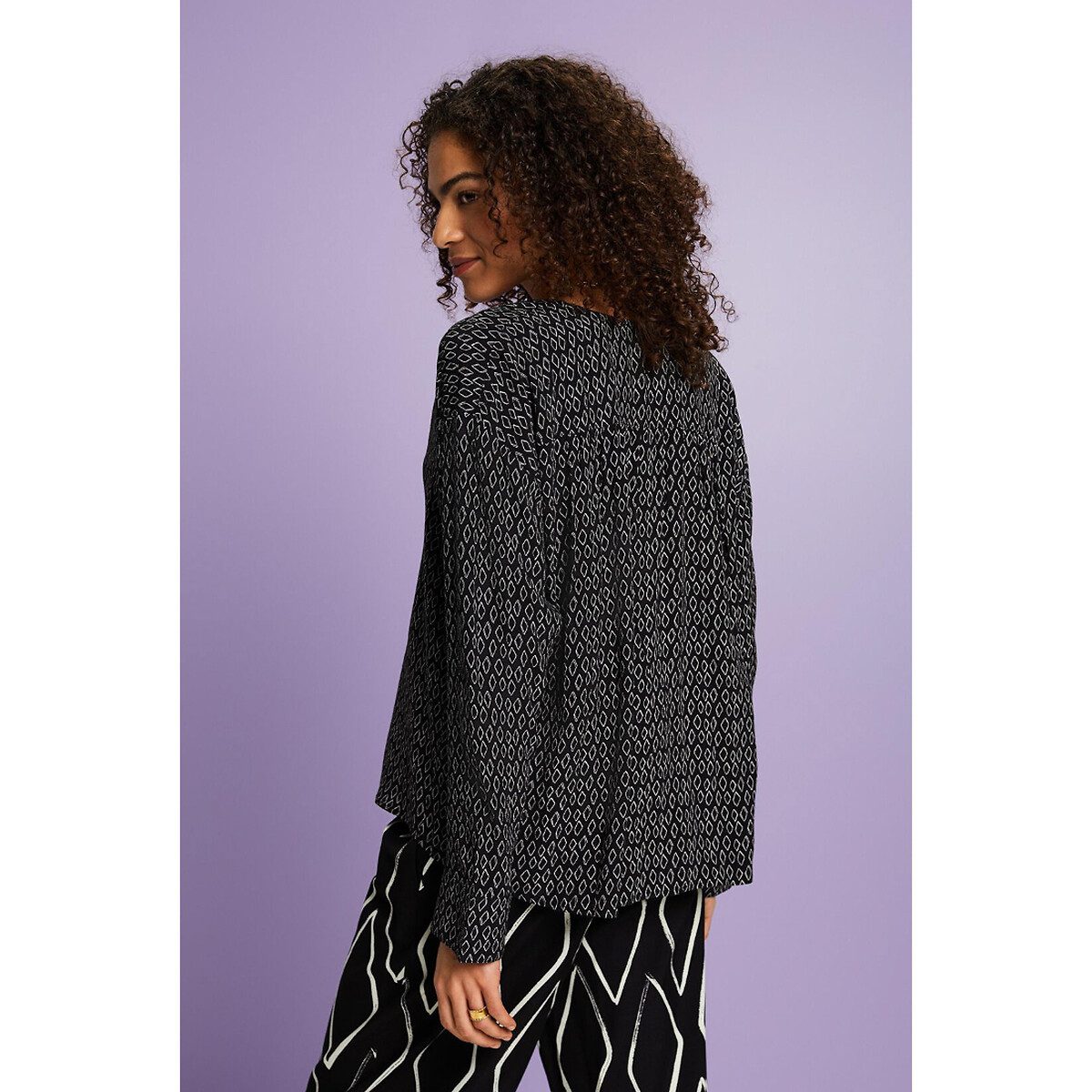 ESPRIT<br>Blusa estampada com decote em V