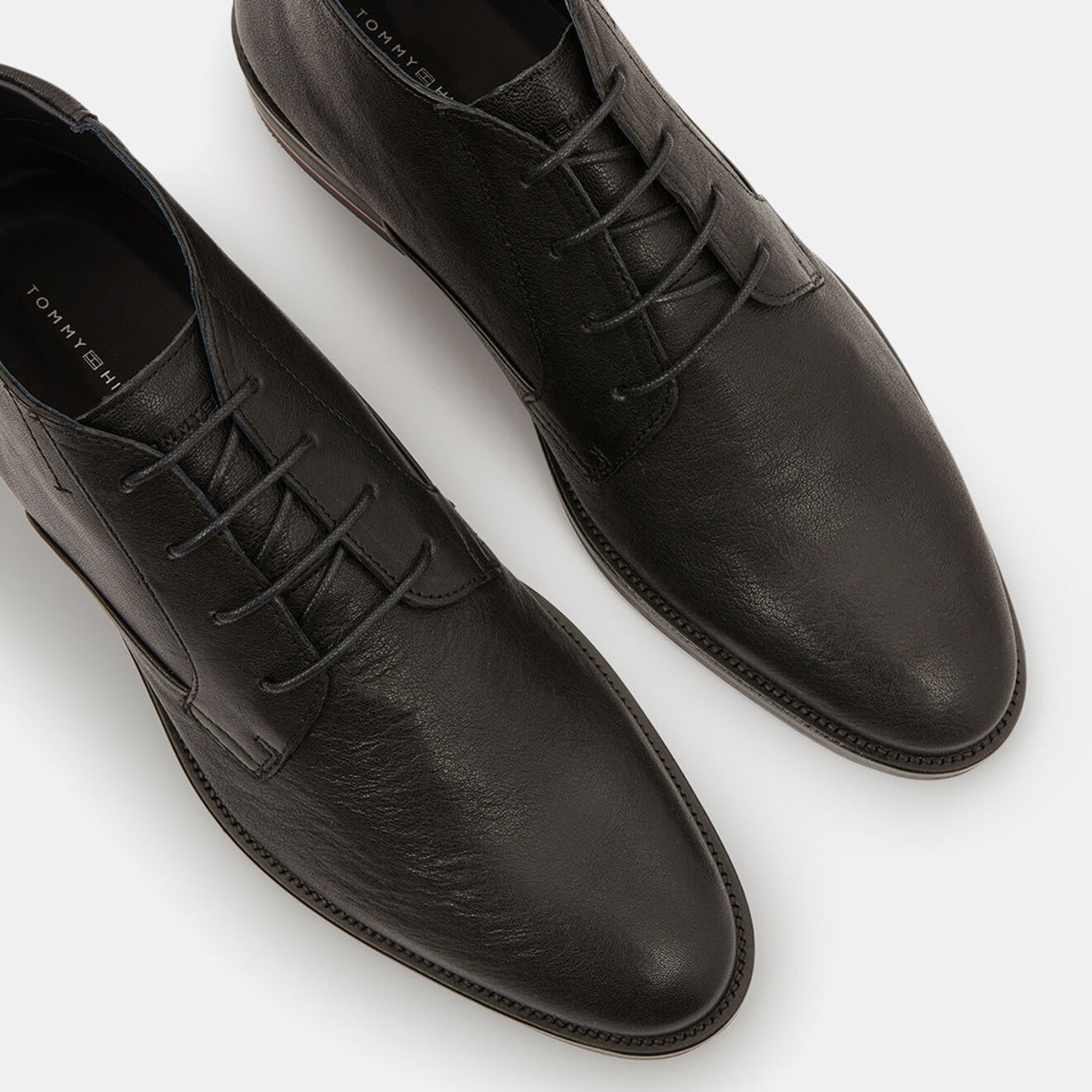 Tommy Hilfiger Desert boots en Cuir Signature noires