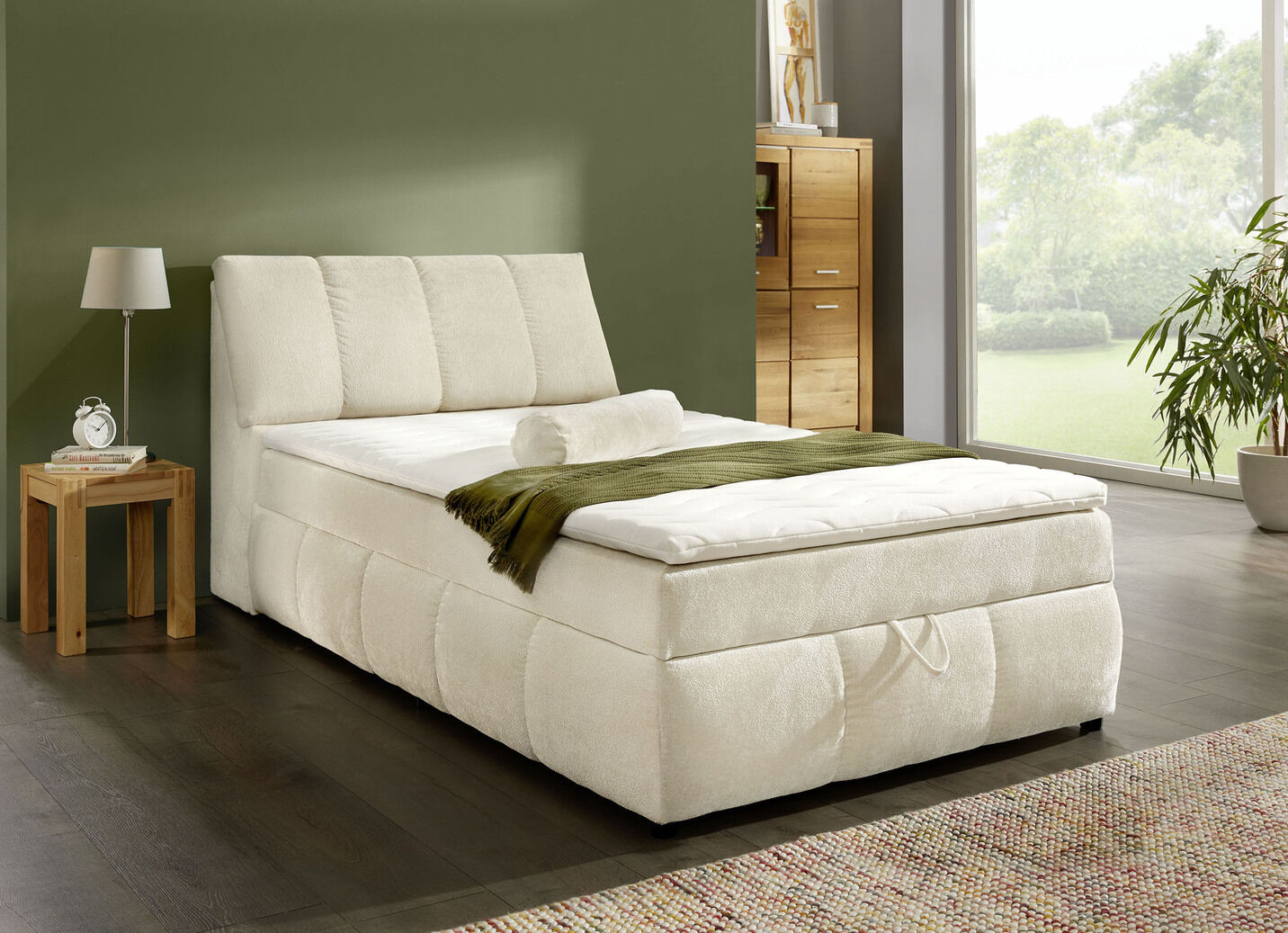 Boxspringbett mit Stauraum im Kopfteil und Bettkasten