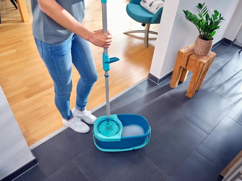 Leifheit - Clean Twist Disc Mop Ergo - Dweil Set Compleet