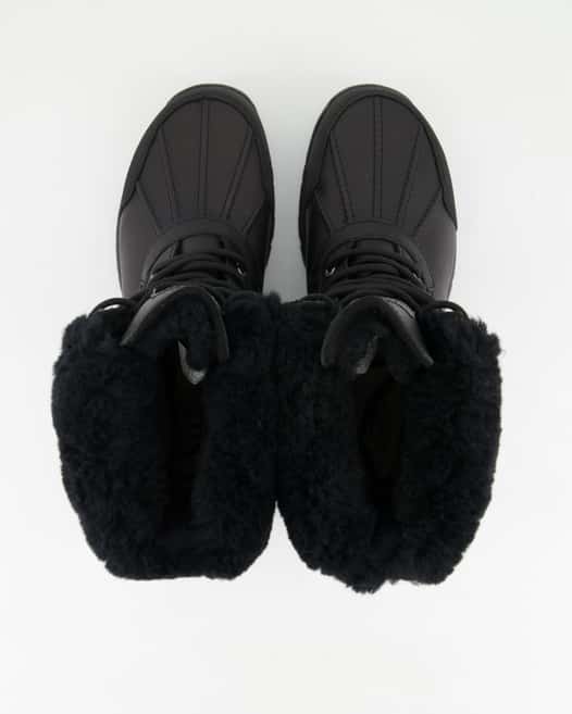 UGG Butte Winterstiefel in Schwarz