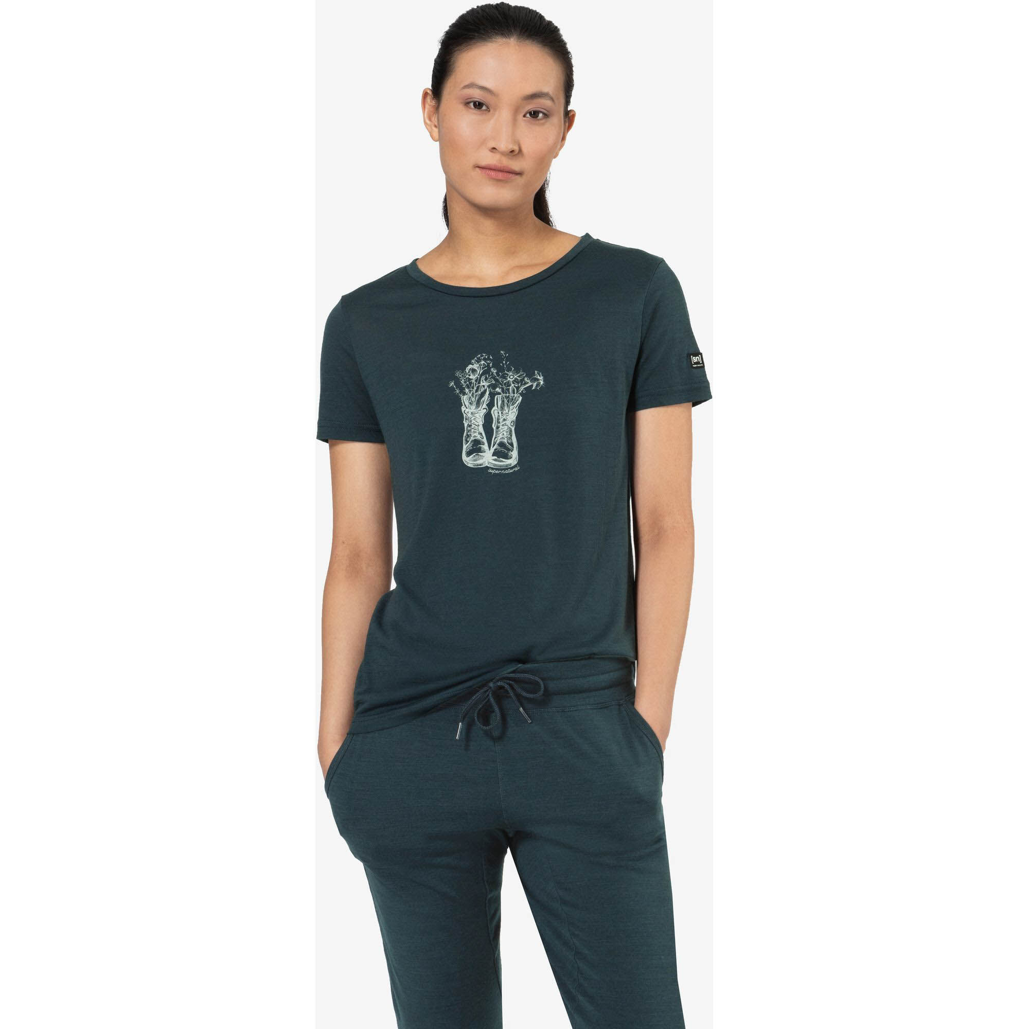 SN Super NaturalW FLOWER BOOTS TEE